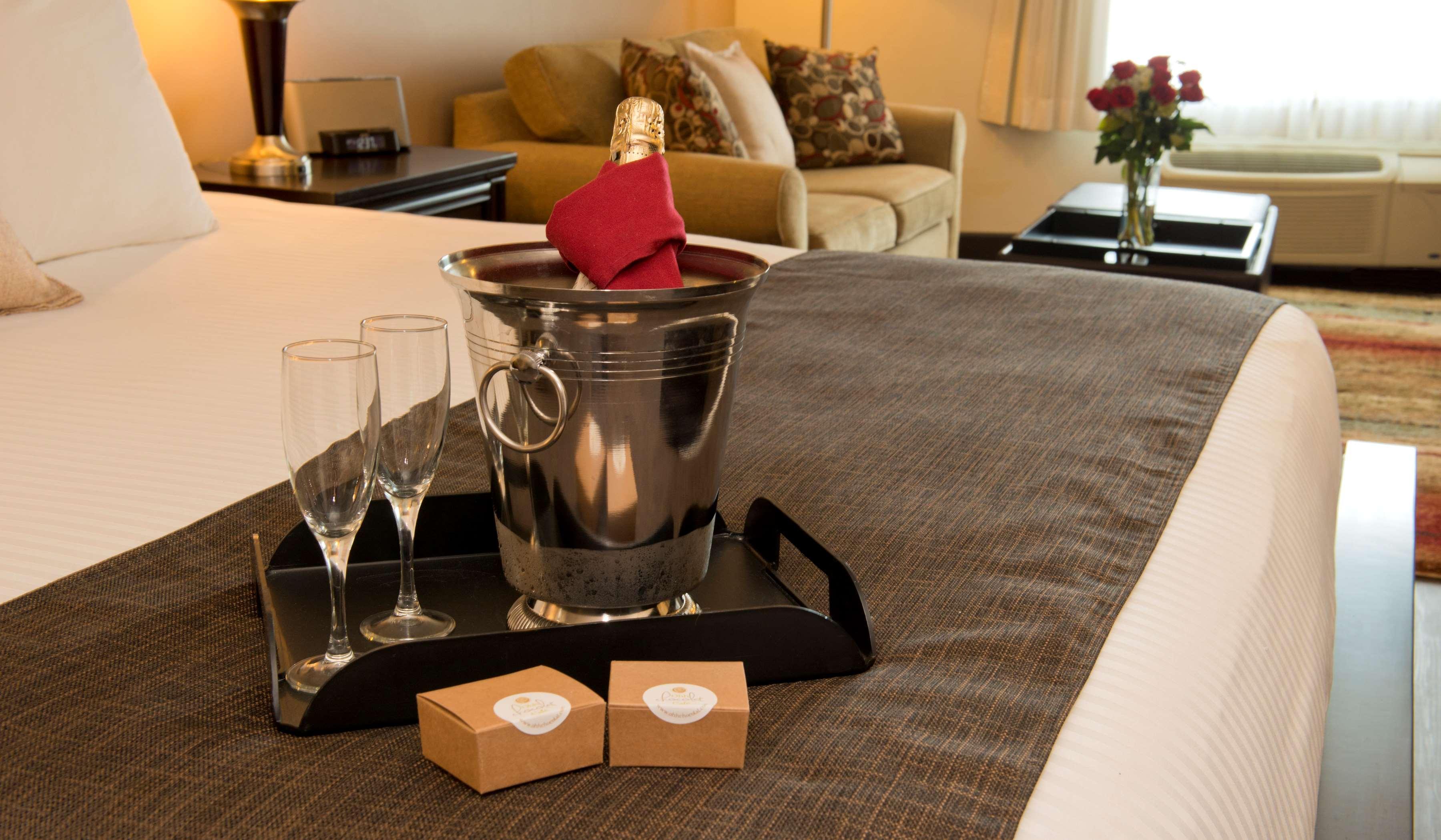 Prestige Treasure Cove Resort, Worldhotels Elite Prince George Dış mekan fotoğraf